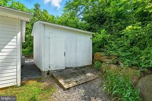 14 Summit Point Dr, Front Royal, VA 22630 - Photo 25