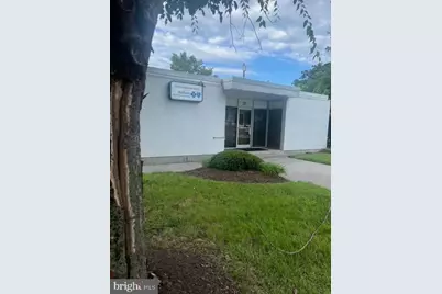 840 Commerce Avenue N, Front Royal, VA 22630 - Photo 1