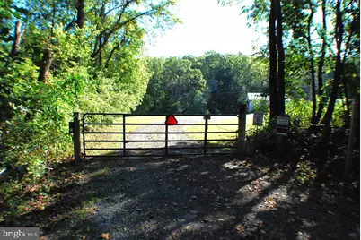 10358 Stonewall Jackson, Front Royal, VA 22630 - Photo 29