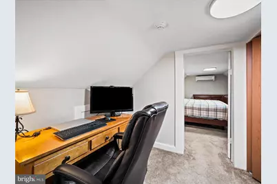 303 W 10th Street, Front Royal, VA 22630 - Photo 17