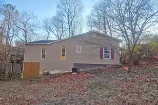 298 Honey Farm Ln, Front Royal, VA 22630 - Photo 3