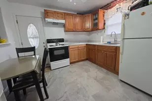 368 W 9th St, Front Royal, VA 22630 - Photo 3