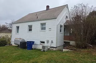 368 W 9th St, Front Royal, VA 22630 - Photo 15