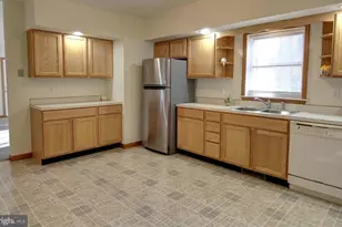 745 Fire Trail Rd, Linden, VA 22642 - Photo 7