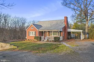 1064 Strasburg Rd, Front Royal, VA 22630 - Photo 3