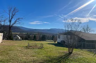 4493 Stonewall Jackson Hwy, Bentonville, VA 22610 - Photo 15