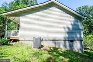 1195 Shangri-La Rd, Bentonville, VA 22610 - Photo 11