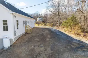 1633 Catlett Mountain Rd, Front Royal, VA 22630 - Photo 11