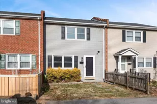 136 Scott St, Front Royal, VA 22630 - Photo 1