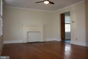 423 Happy Creek Rd, Front Royal, VA 22630 - Photo 5