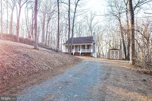 47 Freeze Rd, Linden, VA 22642 - Photo 1