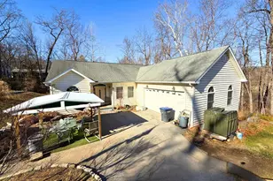 289 Magnolia Dr, Front Royal, VA 22630 - Photo 1