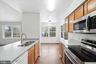 588 Apple Orchard Dr, Linden, VA 22642 - Photo 3