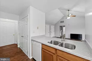 588 Apple Orchard Dr, Linden, VA 22642 - Photo 11