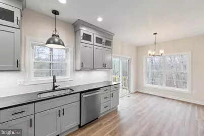 220 Lakeland Circle, Middletown, VA 22645 - Photo 7