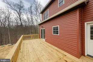 220 Lakeland Cir, Middletown, VA 22645 - Photo 5