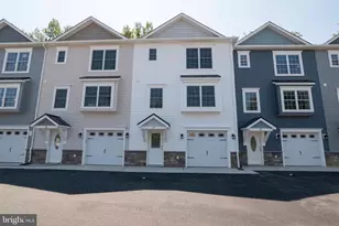 37 Duck Street W, Front Royal, VA 22630 - Photo 11