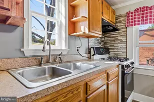 903 Rocky Hollow Rd, Bentonville, VA 22610 - Photo 13