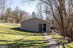 903 Rocky Hollow Rd, Bentonville, VA 22610 - Photo 45