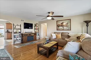 5670 Long Meadow Rd, Middletown, VA 22645 - Photo 5