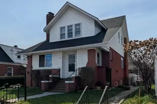 8 W 11th St, Front Royal, VA 22630 - Photo 1