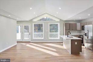 434 Old Oak Ln, Front Royal, VA 22630 - Photo 7