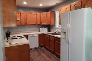 536 Tulip Poplar Dr, Linden, VA 22642 - Photo 7