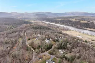 27 Cheyenne Ln, Front Royal, VA 22630 - Photo 23