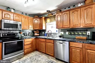 1147 Happy Ridge Dr, Front Royal, VA 22630 - Photo 3