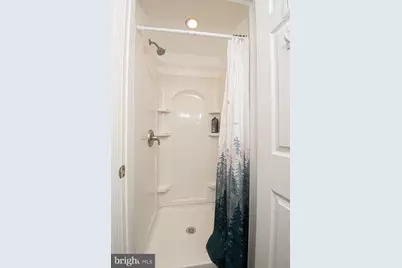 303 W 10th Street, Front Royal, VA 22630 - Photo 17
