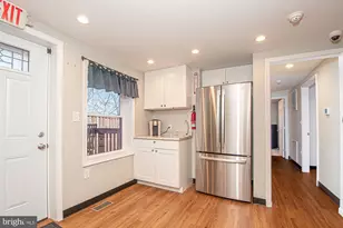 303 W 10th St, Front Royal, VA 22630 - Photo 9