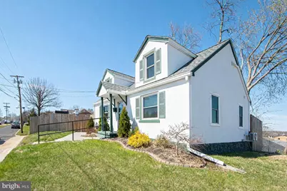 303 W 10th Street, Front Royal, VA 22630 - Photo 1