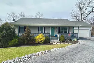 112 Apple Orchard Dr, Linden, VA 22642 - Photo 1