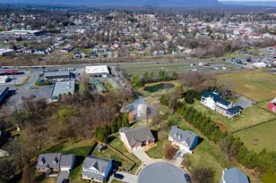 201 Peach Tree Ct, Front Royal, VA 22630 - Photo 39