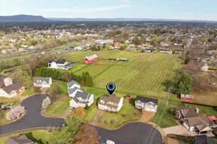 107 Highfield Ln, Front Royal, VA 22630 - Photo 35