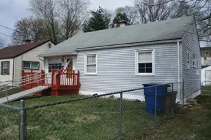 721 W 14th St, Front Royal, VA 22630 - Photo 3