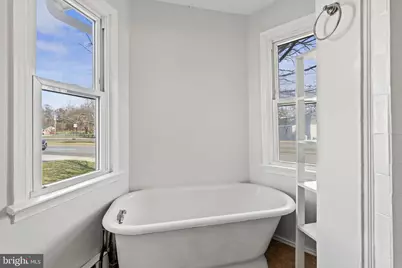 822 N Commerce Avenue, Front Royal, VA 22630 - Photo 9