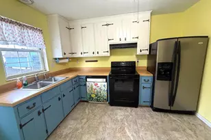 341 W 9th St, Front Royal, VA 22630 - Photo 5