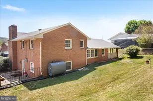 1048 Wine St, Front Royal, VA 22630 - Photo 29