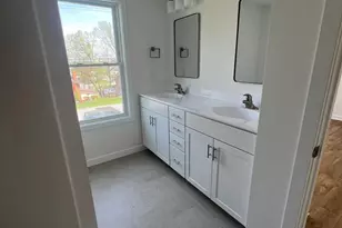 352 W 11th St, Front Royal, VA 22630 - Photo 13