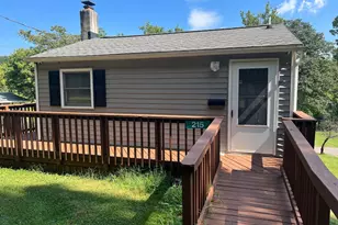 215 Harris Dr, Front Royal, VA 22630 - Photo 1