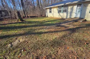 3717 Freezeland Rd, Linden, VA 22642 - Photo 5