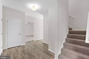 100 Holiday Ct, Bentonville, VA 22610 - Photo 5