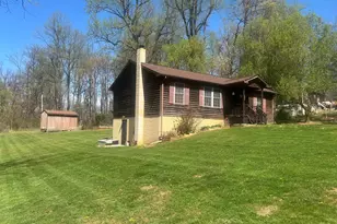 267 Red Robin Ln, Linden, VA 22642 - Photo 5