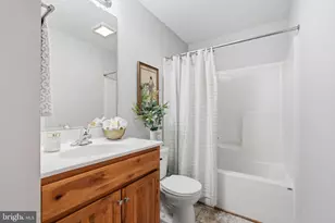 195 Gayles Ln, Front Royal, VA 22630 - Photo 13