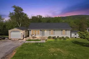 91 Granny Smith Rd, Linden, VA 22642 - Photo 3