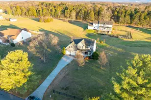 76 Katie Ln, Middletown, VA 22645 - Photo 3