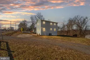 671 Pine Ridge Dr, Front Royal, VA 22630 - Photo 25