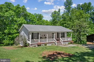 407 Freeze Rd, Linden, VA 22642 - Photo 5