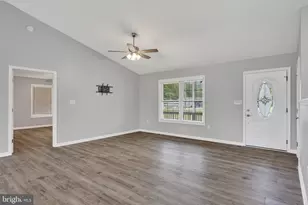 643 Pine Ridge Dr, Front Royal, VA 22630 - Photo 7